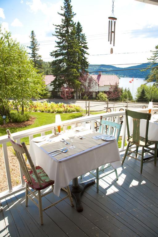Auberge De La Tour Du Lac Sainte-Agathe-des-Monts Eksteriør billede